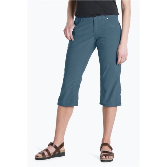 KUHL Trekr Kapri Pants 6 Blue Stretch Hiking Travel Cropped Capri Outdoor EUC - Picture 1 of 13
